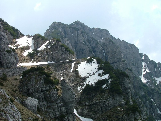 caplone_tombea 016.jpg