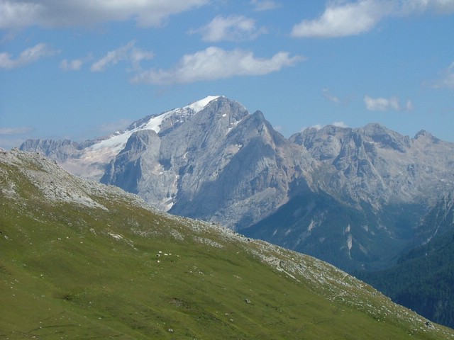 Col Rodella e Rifugio Sasso Piatto 004.jpg