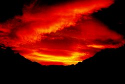 Tramonto infuocato sul Pizzo Badile